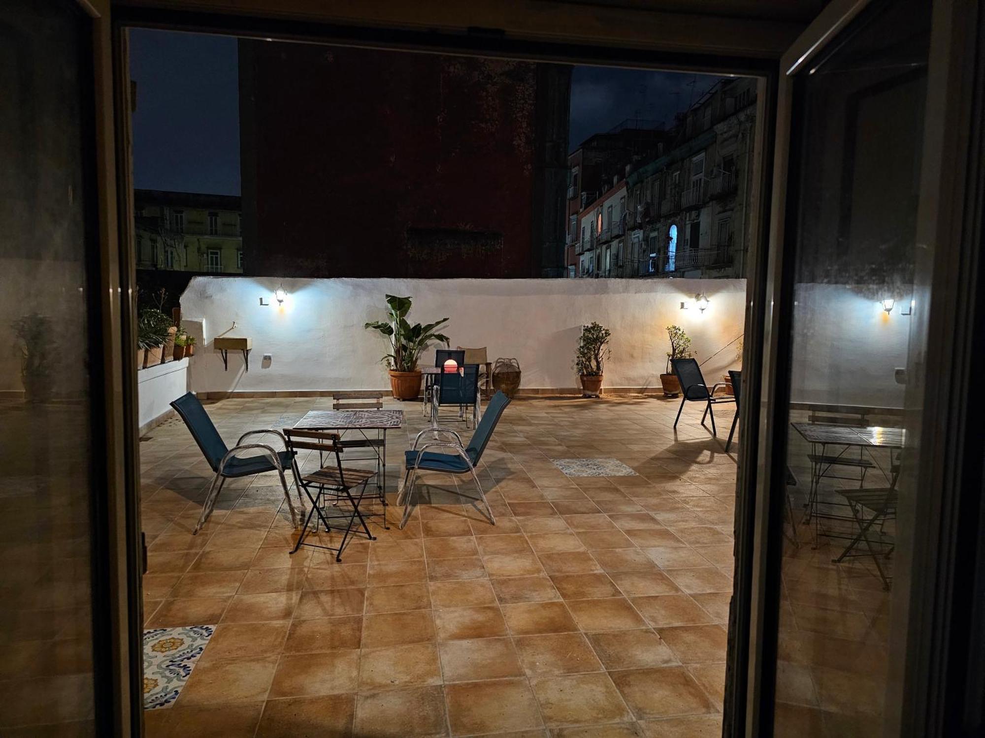 The Spanish Palace, Suites, Rooms, Apartments & Terraces Neapel Zimmer foto
