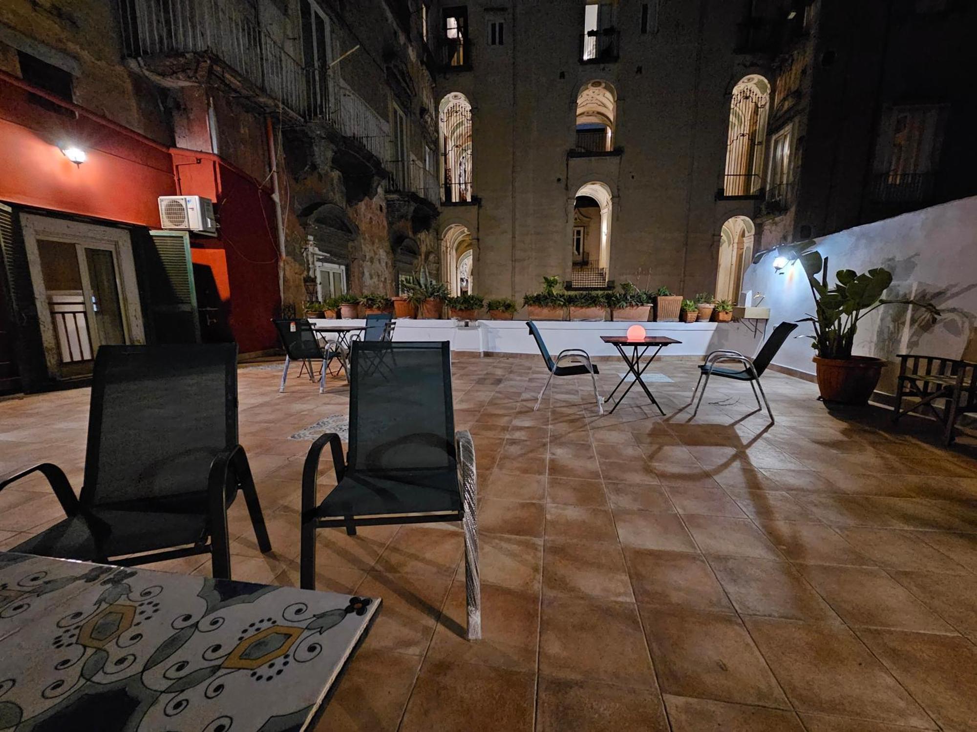 The Spanish Palace, Suites, Rooms, Apartments & Terraces Neapel Zimmer foto