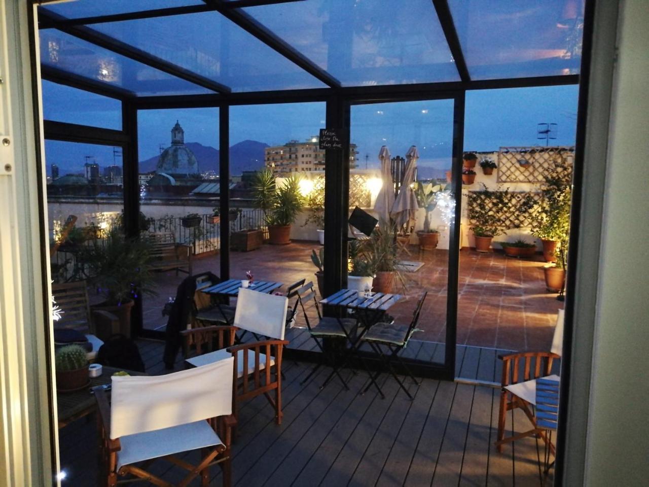The Spanish Palace, Suites, Rooms, Apartments & Terraces Neapel Exterior foto