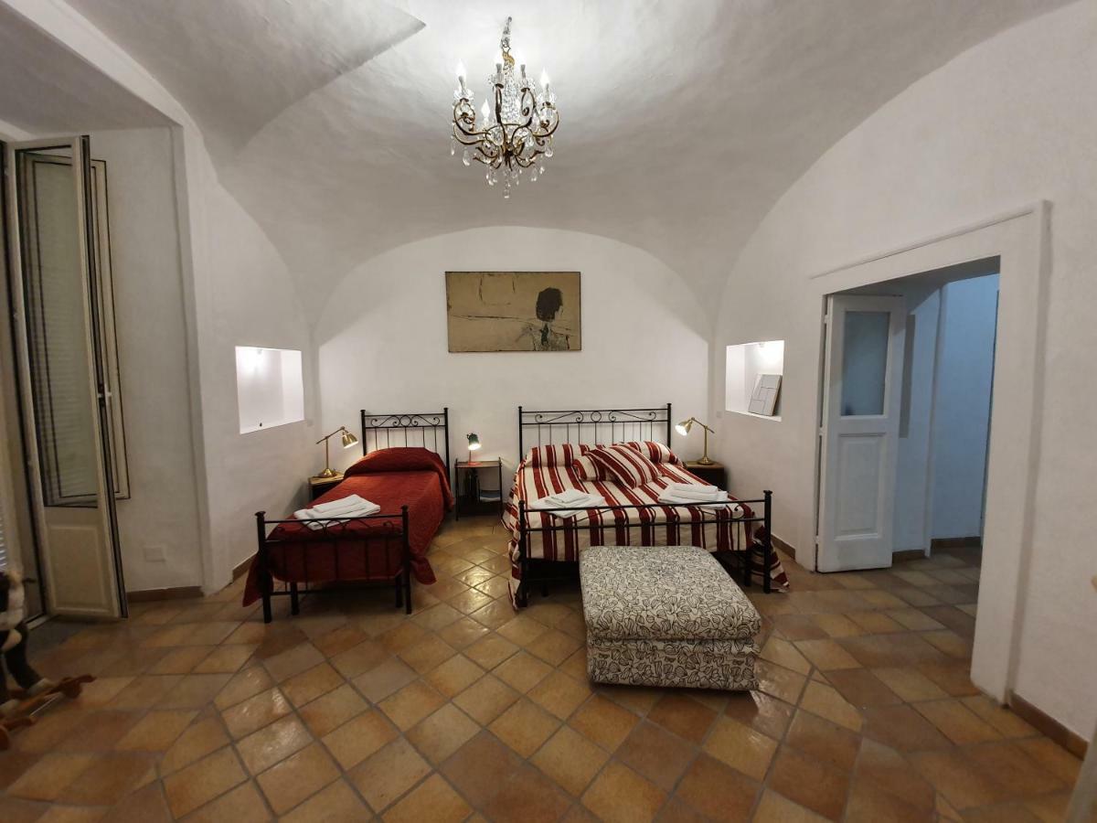 The Spanish Palace, Suites, Rooms, Apartments & Terraces Neapel Zimmer foto