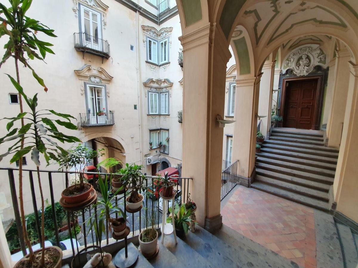 The Spanish Palace, Suites, Rooms, Apartments & Terraces Neapel Exterior foto