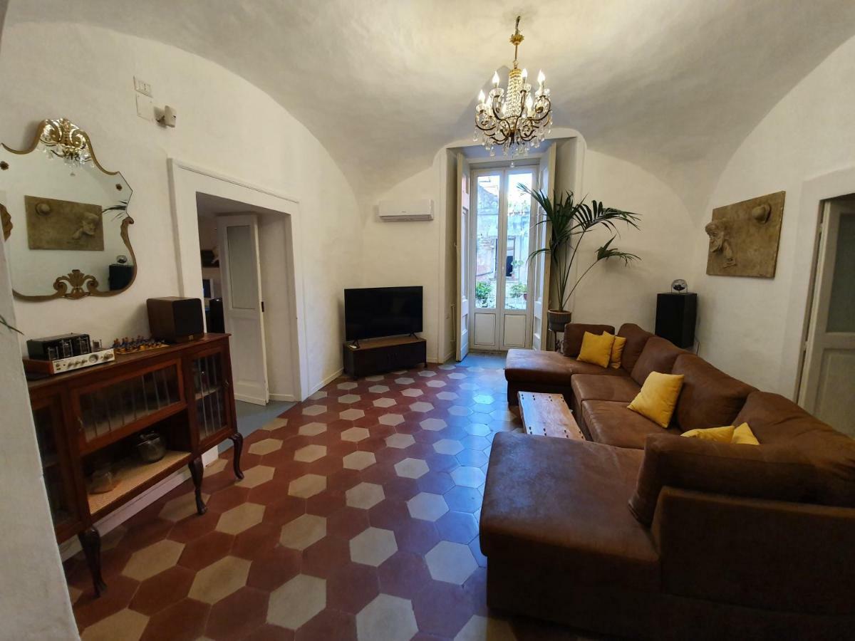 The Spanish Palace, Suites, Rooms, Apartments & Terraces Neapel Zimmer foto